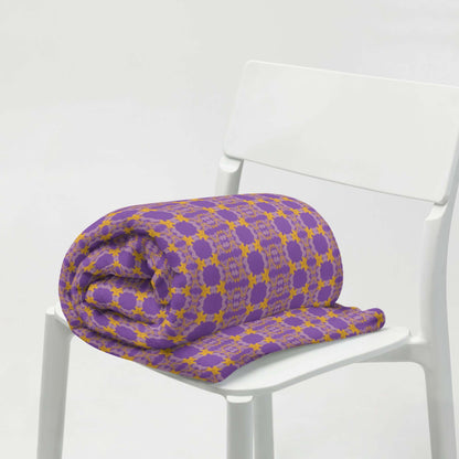 one owl artist dark purple throw blanket