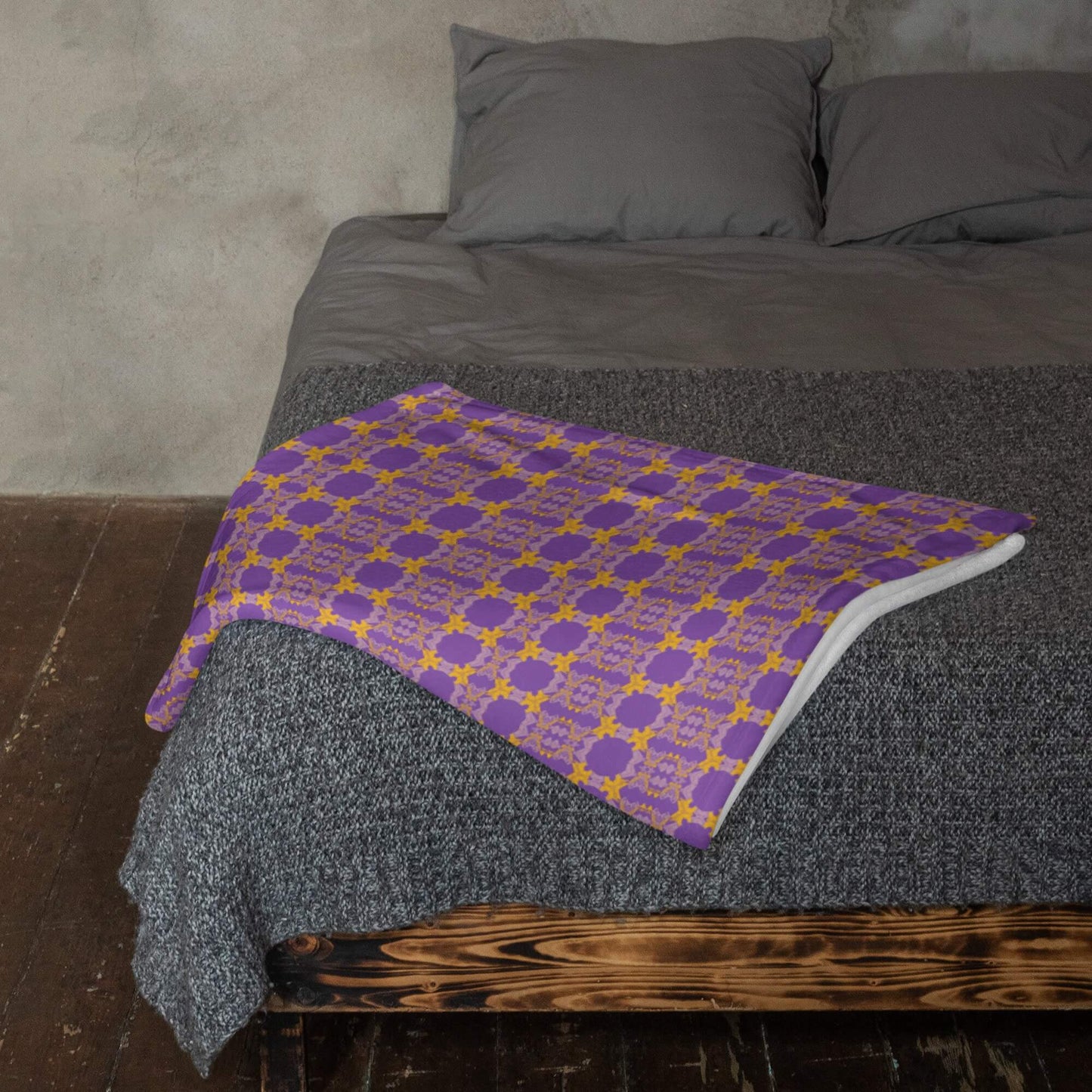 purple bed blanket 